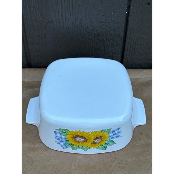 Vintage Sunsations Corning Ware Ceramic Baking Dish Sunflower Blue Gingham 1.5 L - Picture 7 of 9